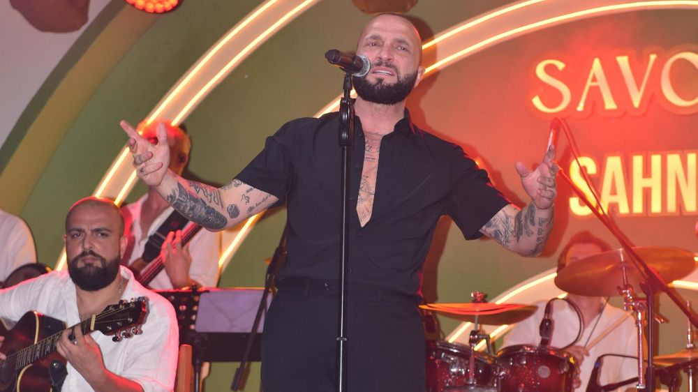 Berkay kızının